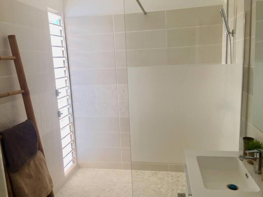Hamo Tropical Piscine Proche Plage Apartment Sainte-Anne Ngoại thất bức ảnh